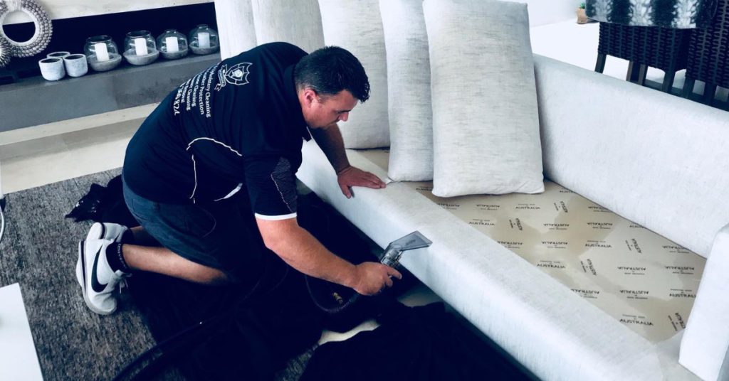 Steam Cleaning vs Dry Cleaning: Choosing the Best Sofa Care